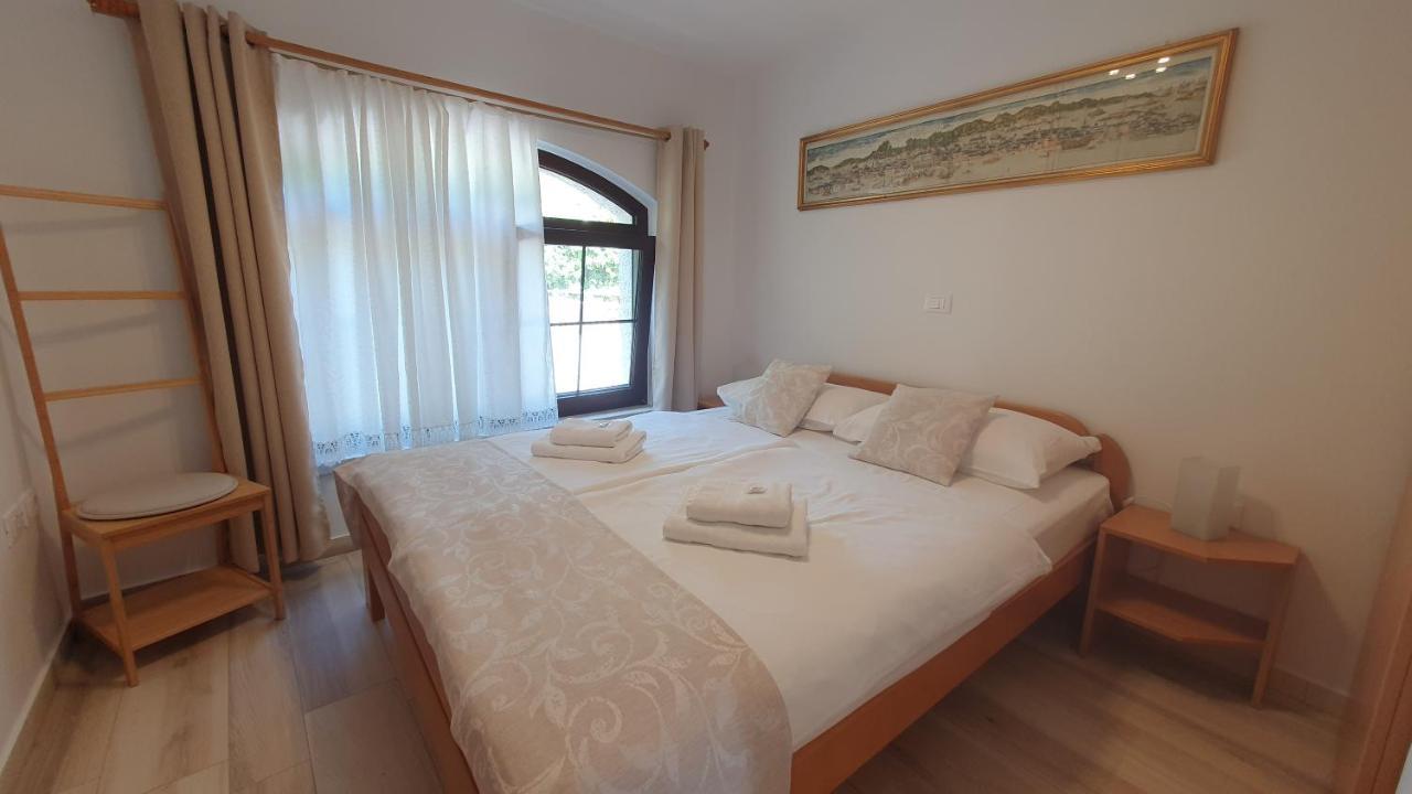 Apartment Laurus ポルトローシュ エクステリア 写真